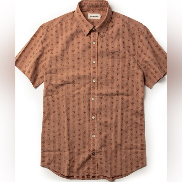 Taylor Stitch short sleeve California in arrowhead men’s 44 XL - Picture 1 of 3